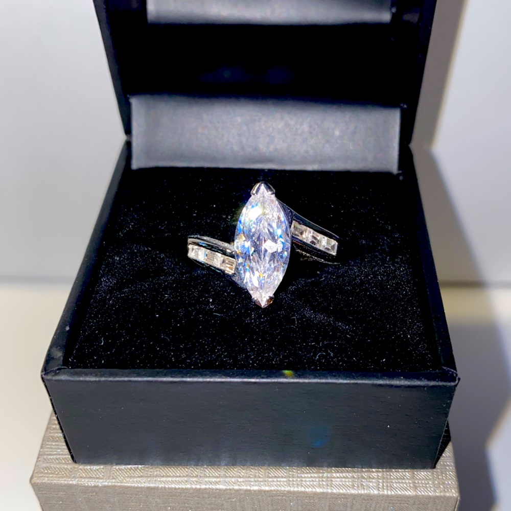 Marquise Cut Costume Jewelry Rhinestone Ring